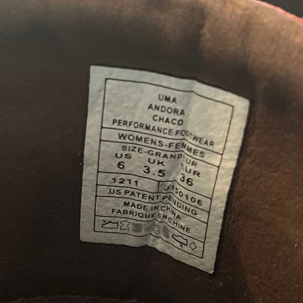 NEW Chaco Uma boot - Picture 6 of 8